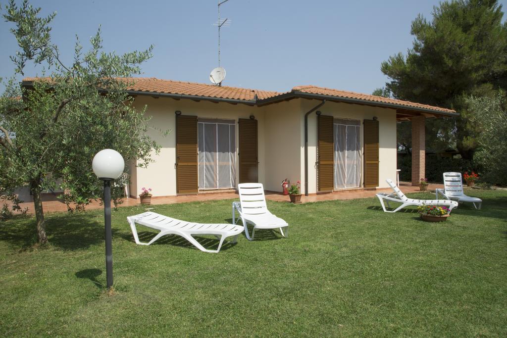 Agriturismo Sant'Orsola Фолоника Стая снимка